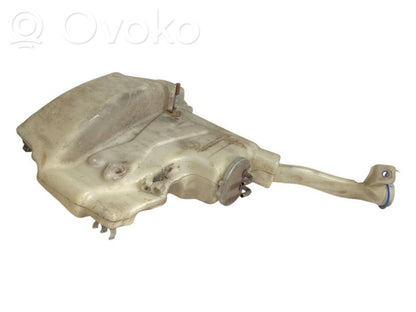 Logu šķidruma tvertne