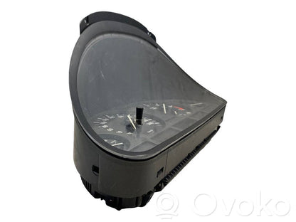 Speedometer (in the instrument panel)