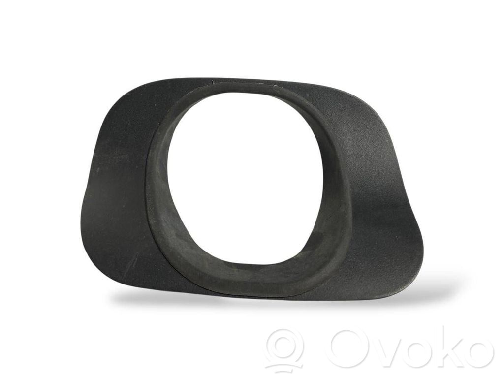 Exhaust surround trim