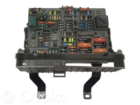 Fuse block