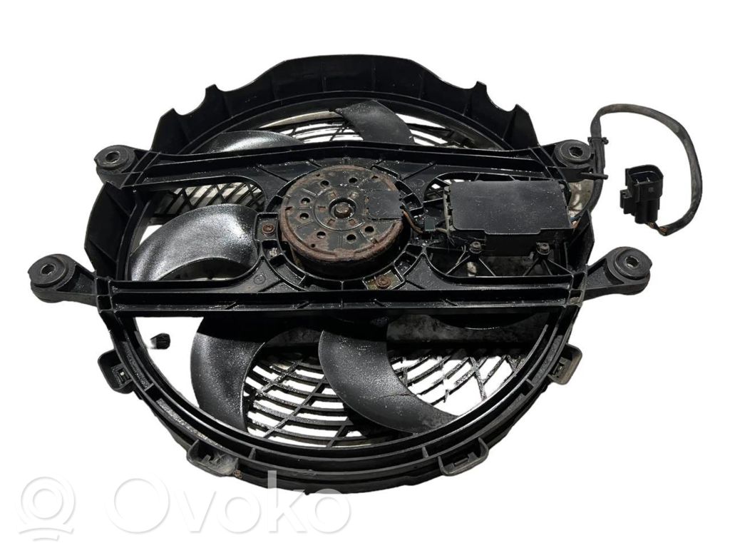 Elektrisks radiatoru ventilators