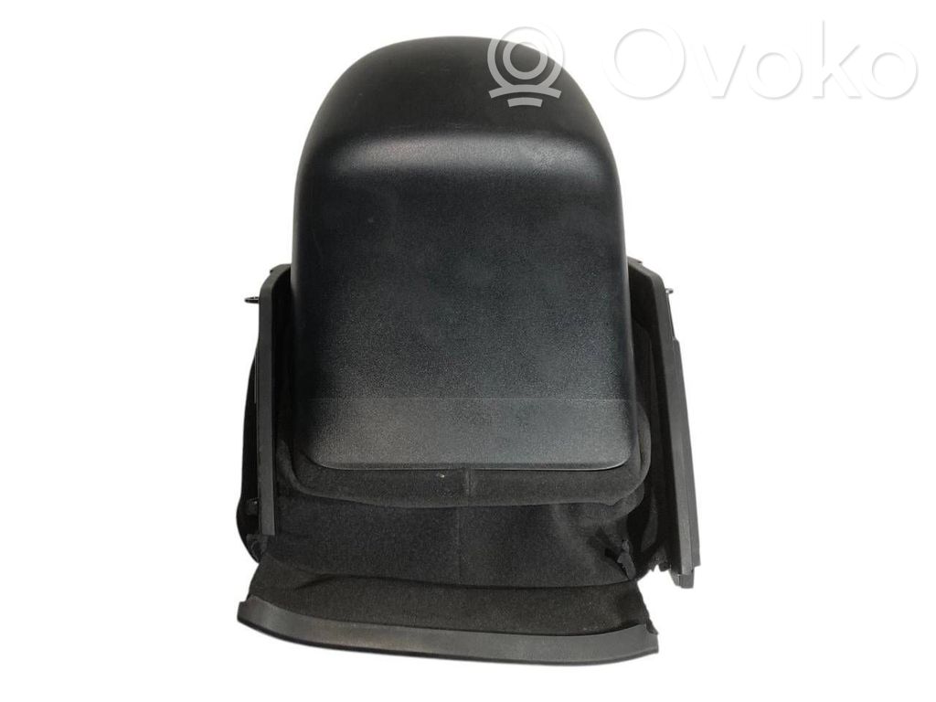 Stūres ass dekoratīvā apdare