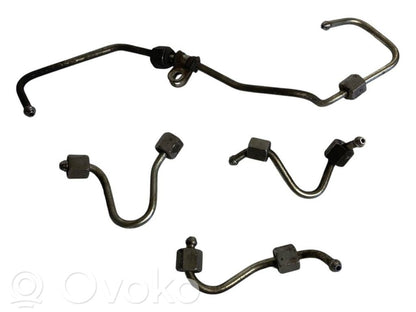 Degvielas caurulīte (-es)