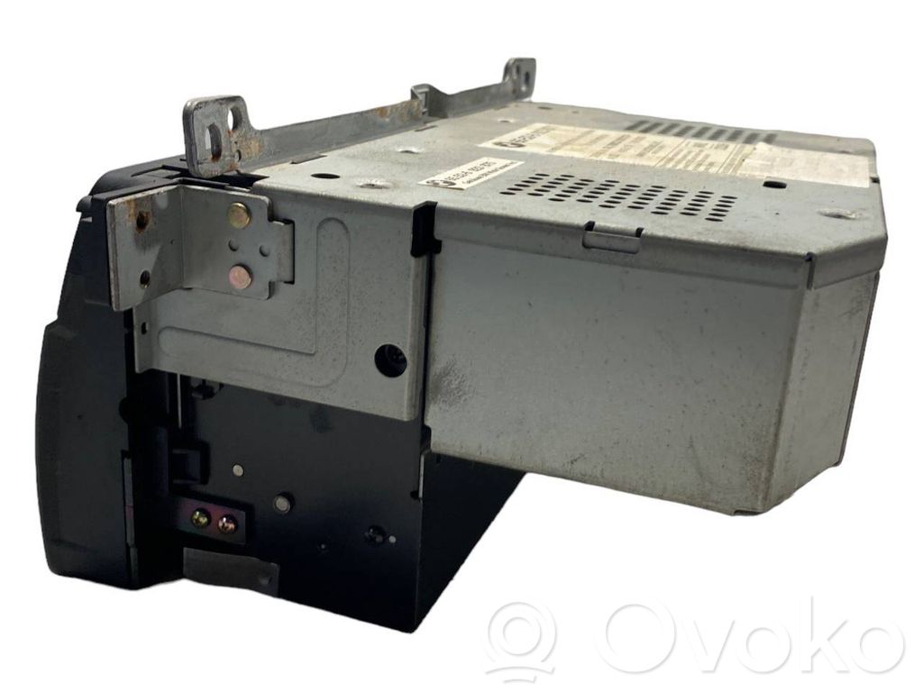 Радио / CD/DVD-плеер / навигация