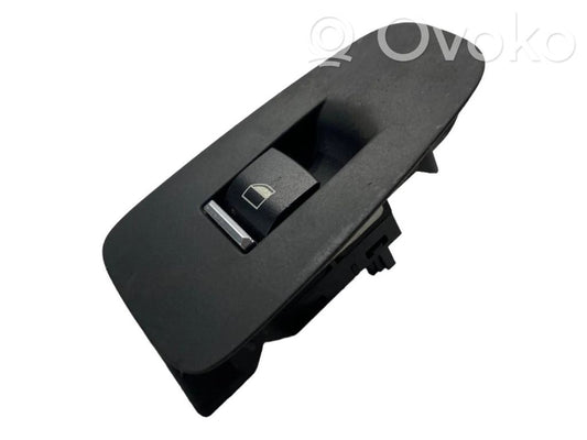 Power window switch
