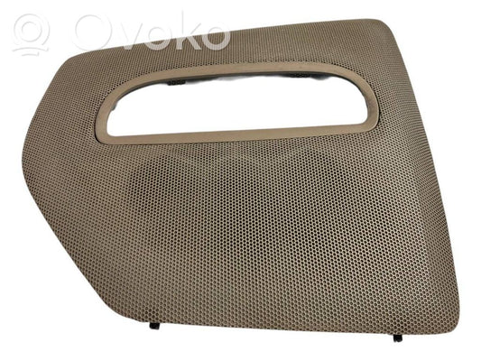 Centrālā skaļruņa dekoratīvā apdare