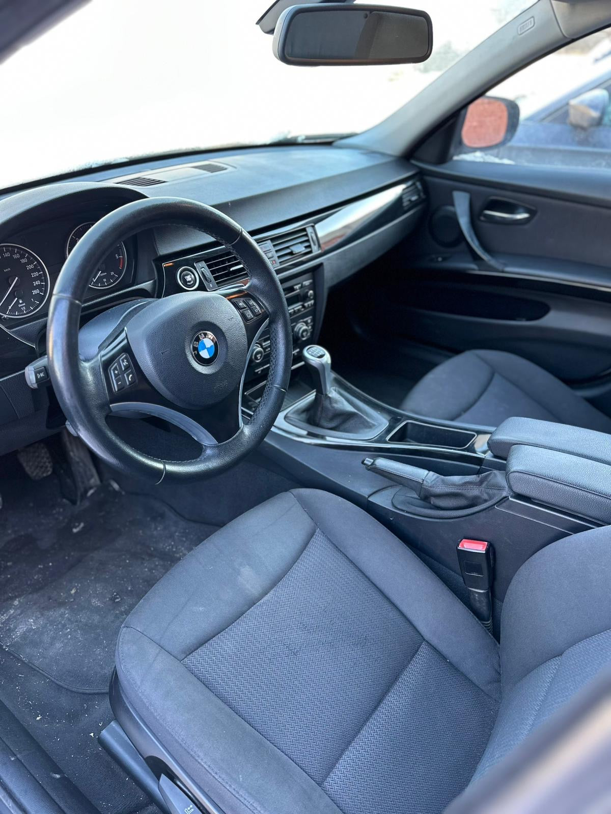 BMW 320xd 2009 2.0d (130 kW) – rezerves daļas