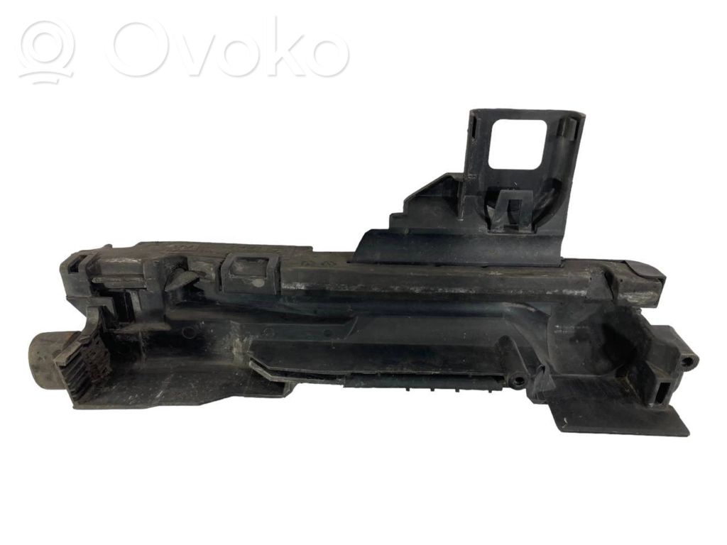 Radiatora (-u) turētājs / kronšteins