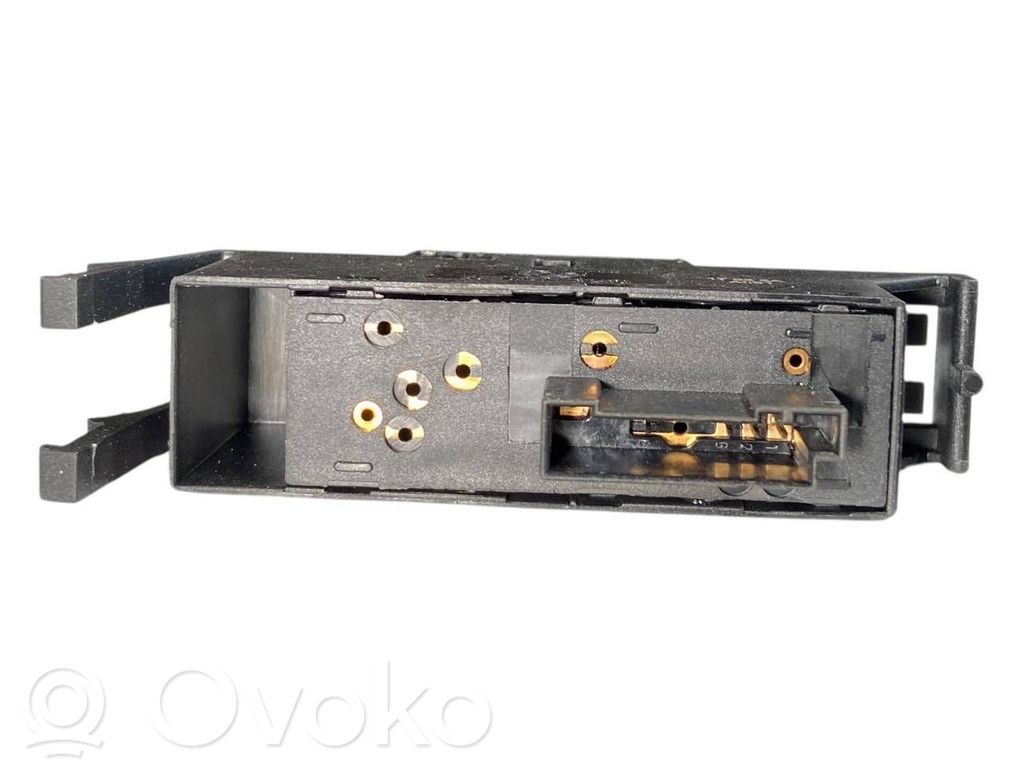 Elektrisko logu slēdzis