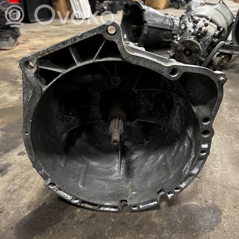 Mehāniska 5 ātrumu pārnesumkārba