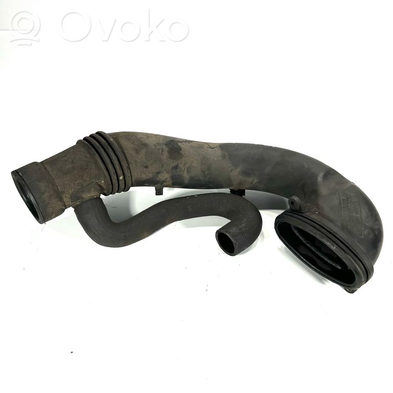 Air intake duct details