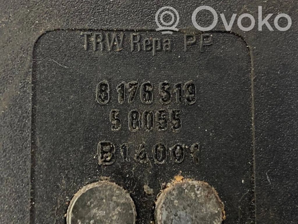 Aizmugurējās jostas sprādze