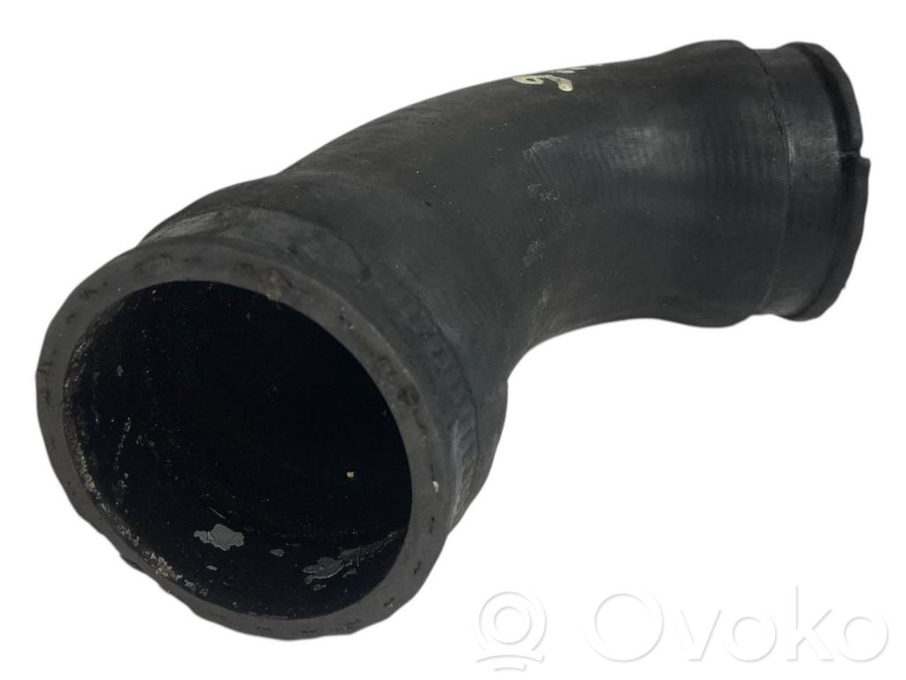 Шланг(и)/труба(ы) интеркулера