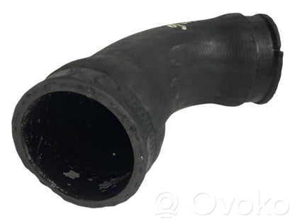 Шланг(и)/труба(ы) интеркулера