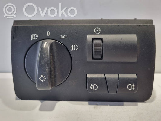 Headlight switch