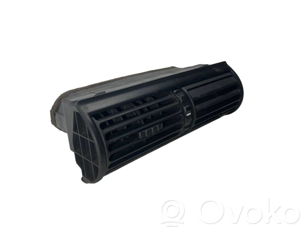 Центральная вентиляционная решетка