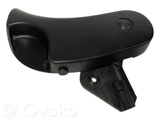 Ручка открывания капота двигателя