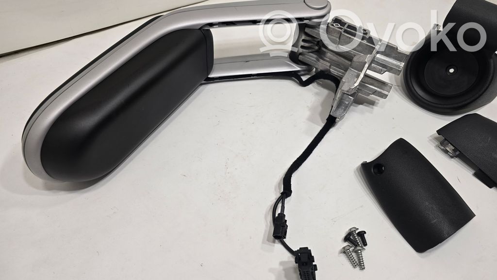 Подлокотник