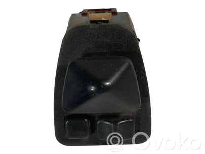 Side mirror switch