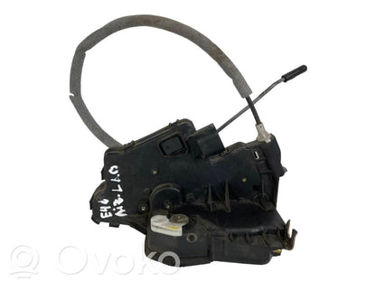 Aizmugurē slēdzene