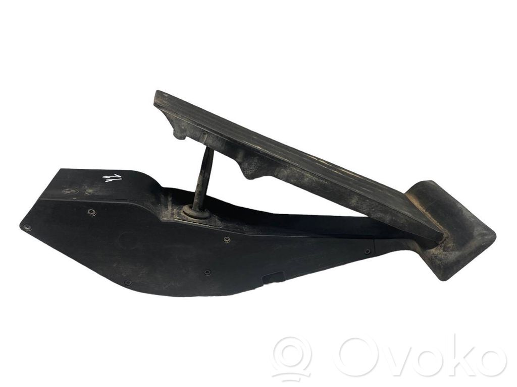 Akseleratora pedālis