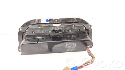 Gaisa kondicioniera / klimata kontroles / salona apsildes vadības bloks (salonā)