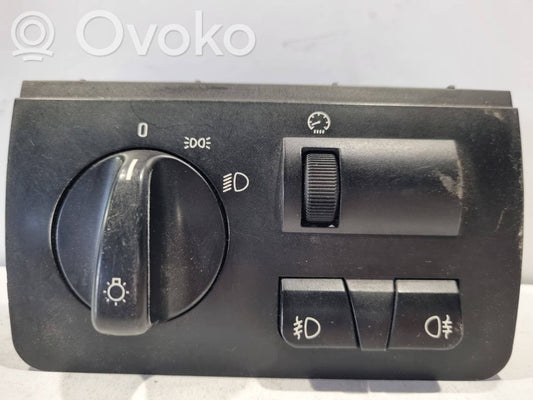 Headlight switch