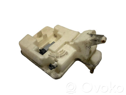 Window fluid tank