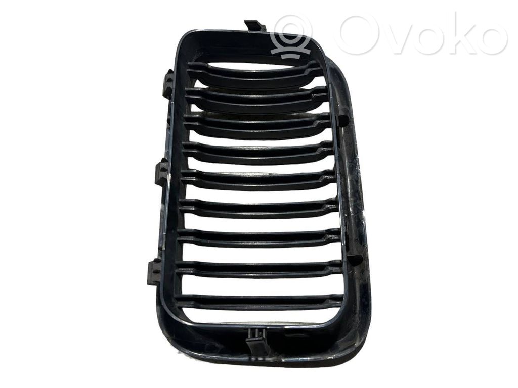 Apakšējais režģis (trīsdaļīgs)