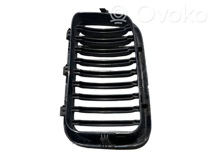 Apakšējais režģis (trīsdaļīgs)