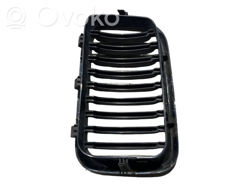 Apakšējais režģis (trīsdaļīgs)