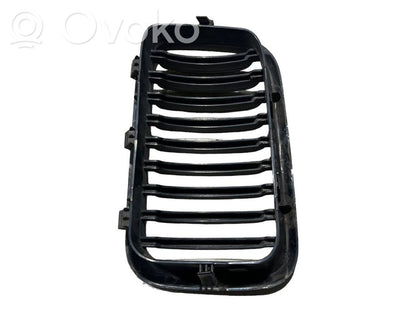 Apakšējais režģis (trīsdaļīgs)