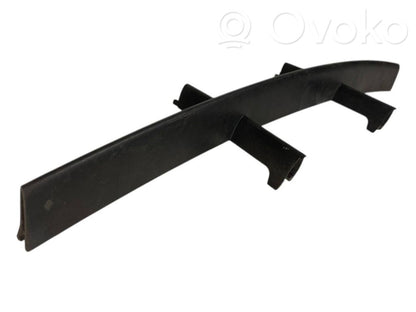 Apakšējais režģis (trīsdaļīgs)