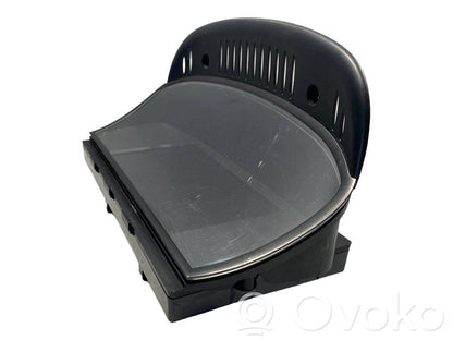 Ekrāns / displejs / mazais ekrāns