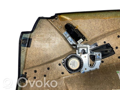 Priekšējo durvju apdare