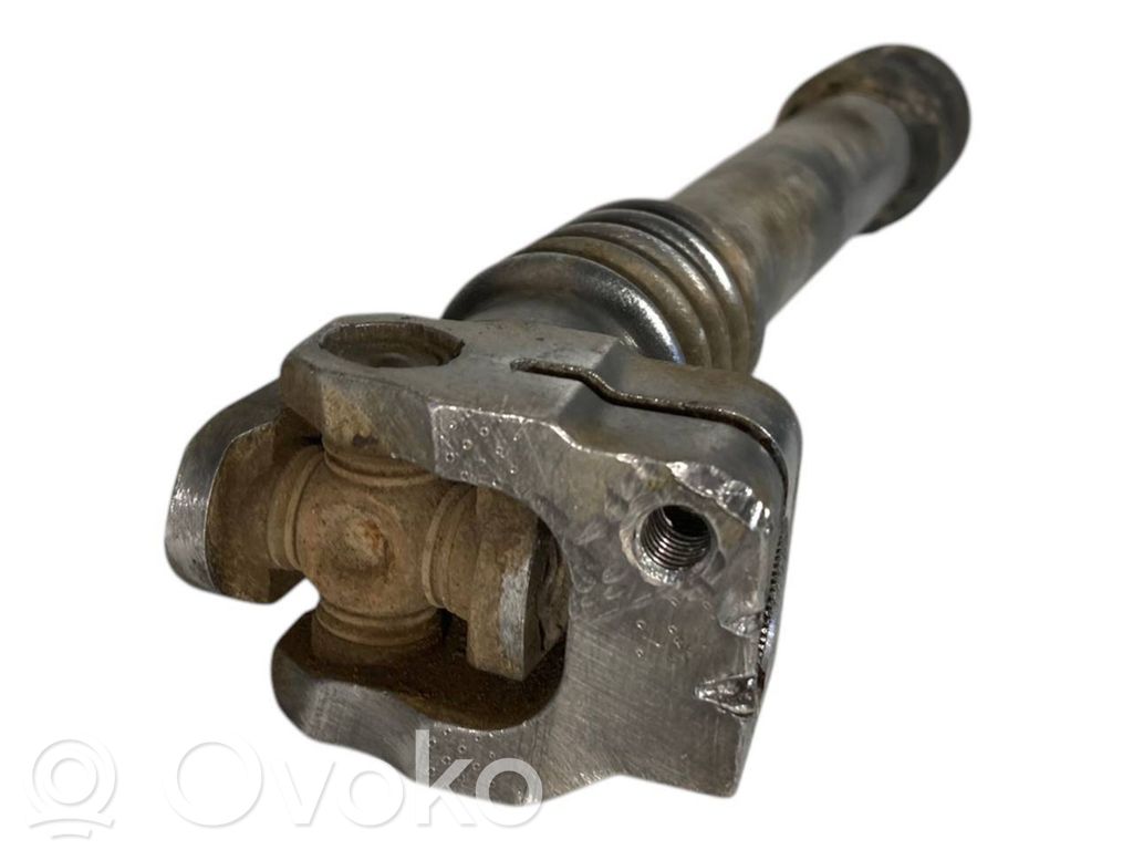 Stūresrata ass krustsavienojums