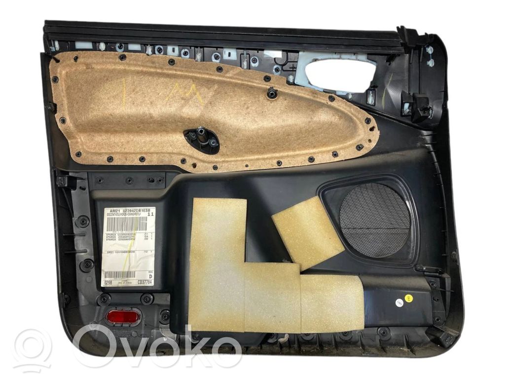 Отделка передней двери