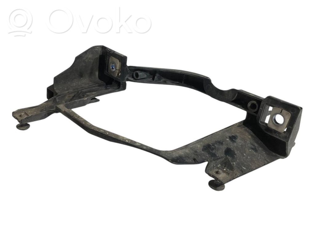 Priekšējā luktura turētājs