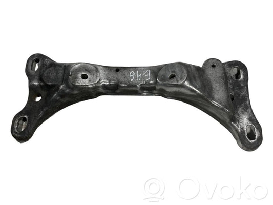 Transmission mounting bracket