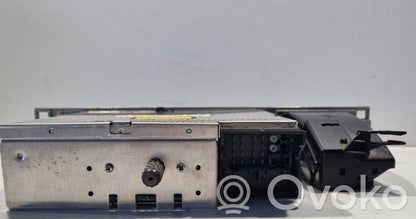 Радио / CD/DVD-плеер / навигация