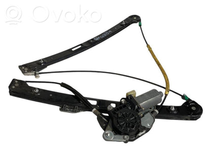 Priekšpusē elektriskā loga pacelšanas mehānisma komplekts