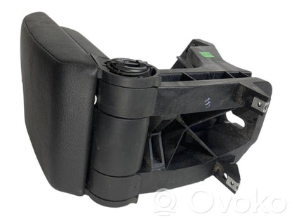 Подлокотник