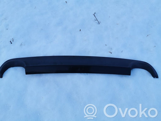 Apakšējā bampera daļa