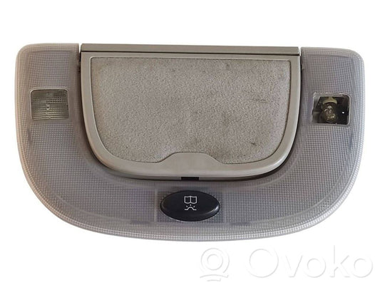 Aizmugurējo vietu apgaismojums