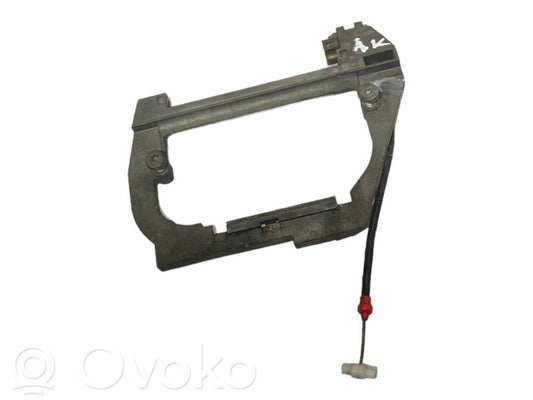 Aizmugurē turētājs / kronšteins ārējam atvēršanas rokturim