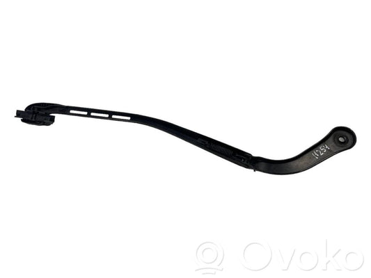 Windshield wiper arm