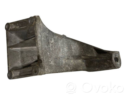 Dzinēja nostiprināšanas stiprinājums-kronšteins