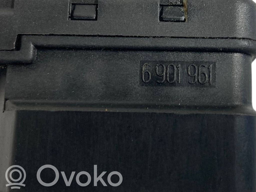 Aizdedzes slēdža kontakti