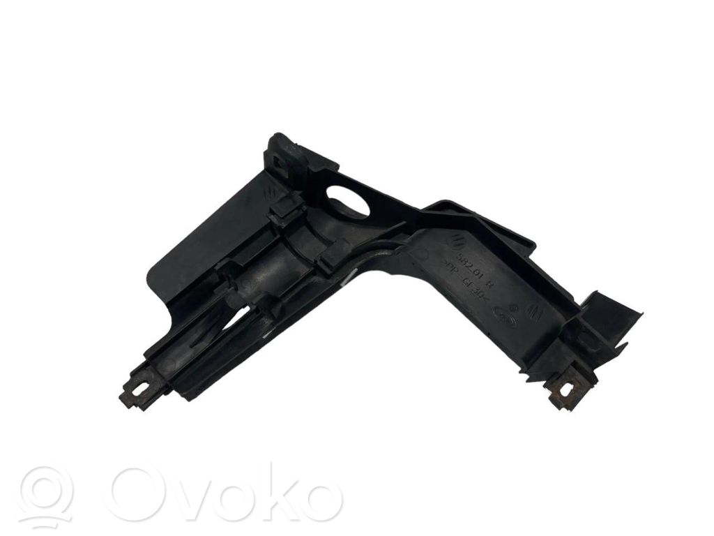 Держатель фары