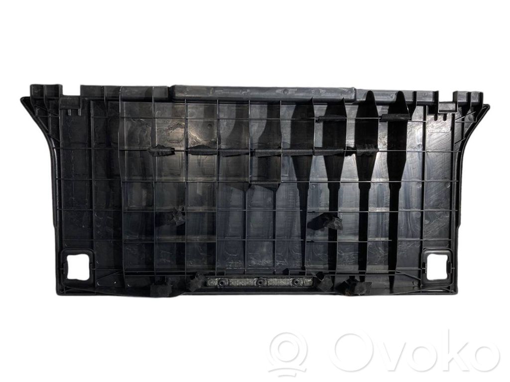 Пол багажника